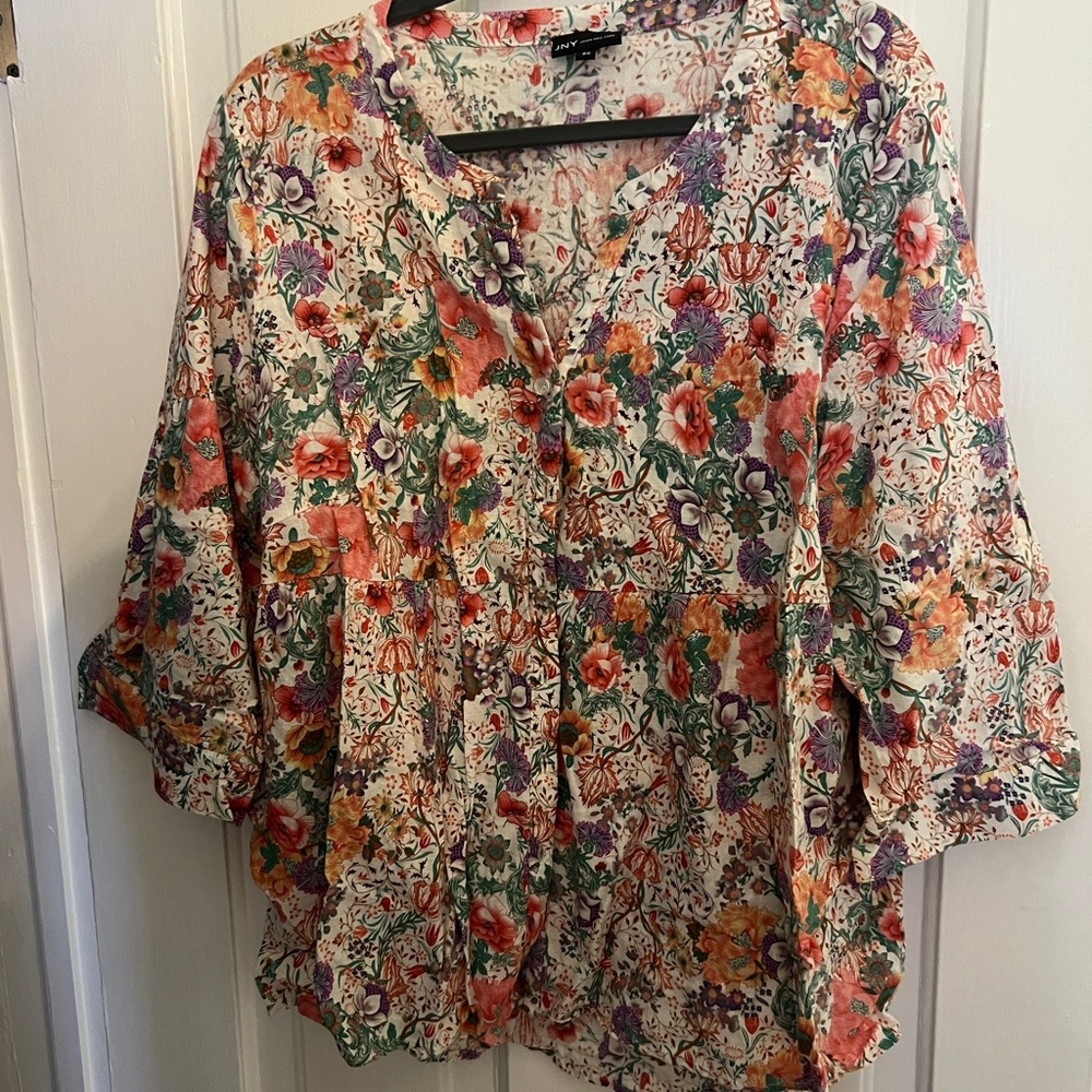 Jones NY floral button up